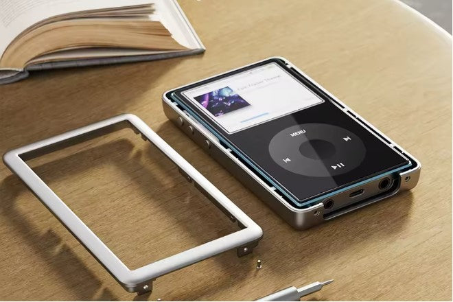 FiiO NEST Pod – Official Protective Case for JM21, Retro Y2K Design, Polycarbonate Shell, Tempered Glass Screen Protector Included